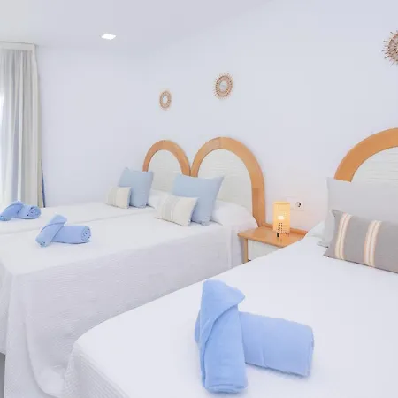 公寓 Poris 3 Beachfront By Holidays *