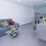 Poris 3 Beachfront By Holidays 코라레호